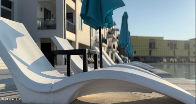 1302 Magnolia Street, B301, Gulfport, MS 39507