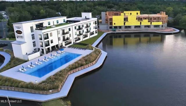 1302 Magnolia Street, B301, Gulfport, MS 39507