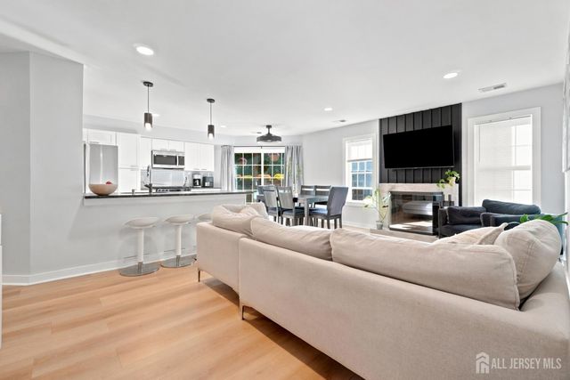 3195 Cypress Court, South Brunswick, NJ 08852