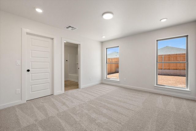 2407 Bryan Avenue, Wolfforth, TX 79382