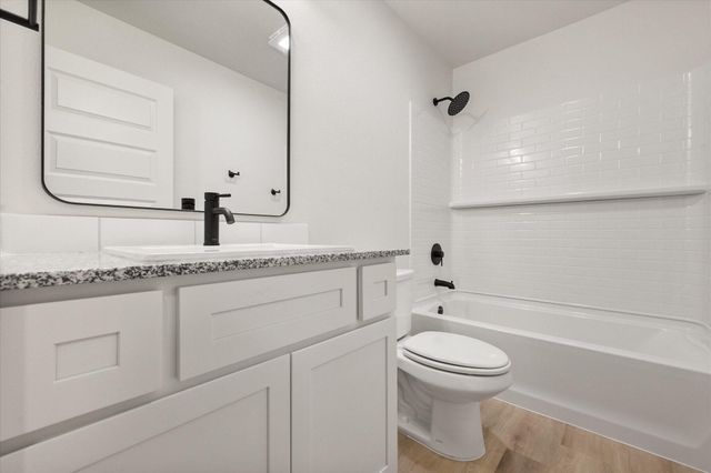2407 Bryan Avenue, Wolfforth, TX 79382
