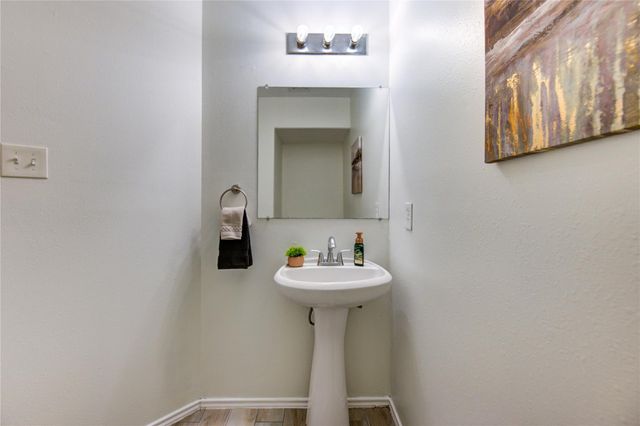 9926 Myrtle Field Lane, Houston, TX 77044