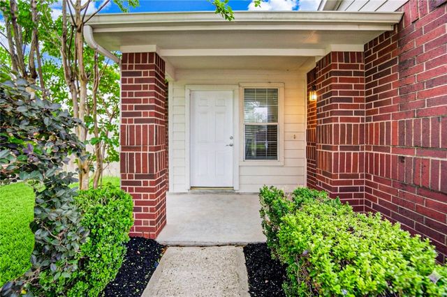 9926 Myrtle Field Lane, Houston, TX 77044