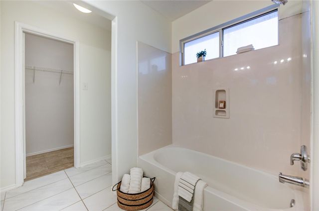 9926 Myrtle Field Lane, Houston, TX 77044