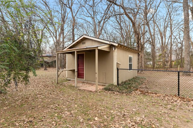 268 Coe Road, Denison, TX 75021