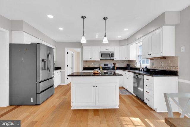 7707 LAKE GLEN DR, Glenn Dale, MD 20769