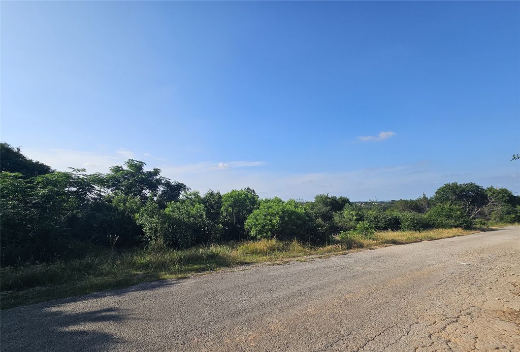 2702 Brazos River Drive, Granbury, TX 76048