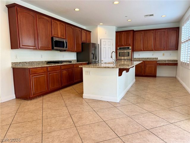 7873 Sleeping Lily Drive, Las Vegas, NV 89178