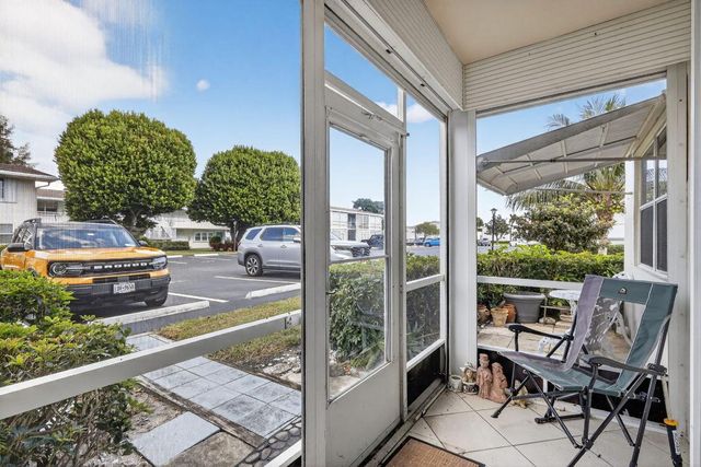 480 Horizons W 104, Boynton Beach, FL 33435