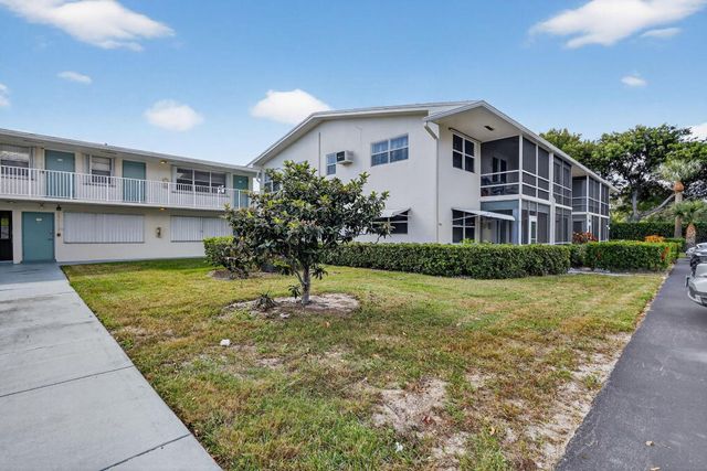 480 Horizons W 104, Boynton Beach, FL 33435