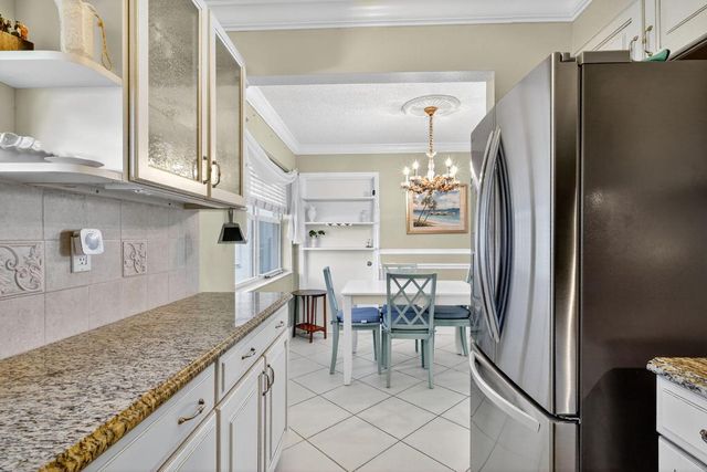 480 Horizons W 104, Boynton Beach, FL 33435