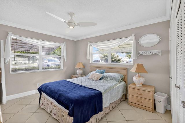 480 Horizons W 104, Boynton Beach, FL 33435