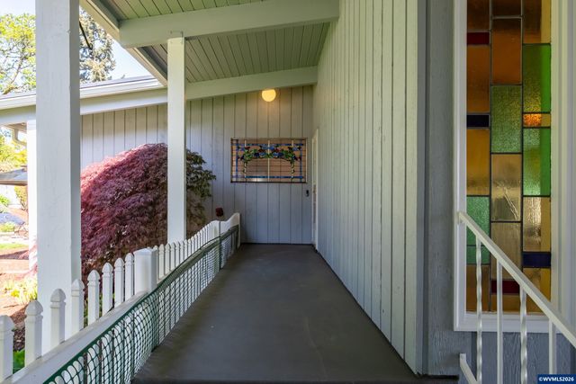 3337 13th St SE, Salem, OR 97302