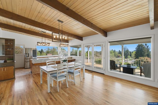 3337 13th St SE, Salem, OR 97302