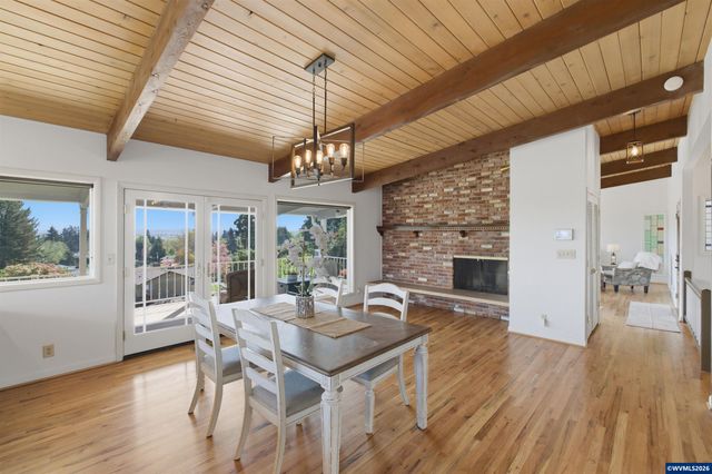 3337 13th St SE, Salem, OR 97302