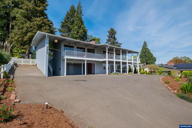 3337 13th St SE, Salem, OR 97302