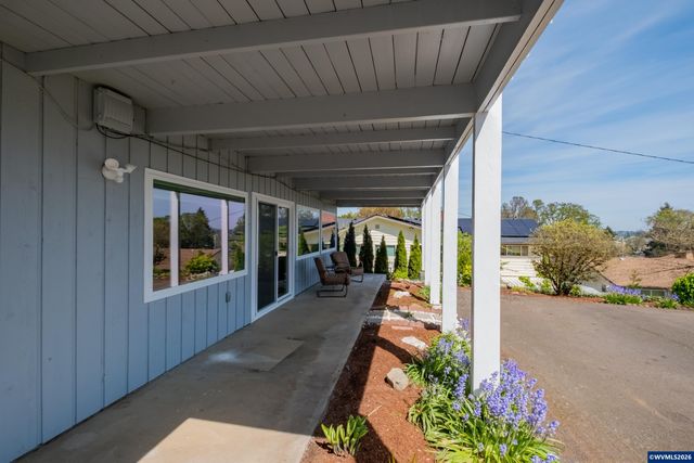 3337 13th St SE, Salem, OR 97302