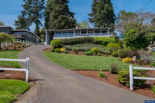 3337 13th St SE, Salem, OR 97302