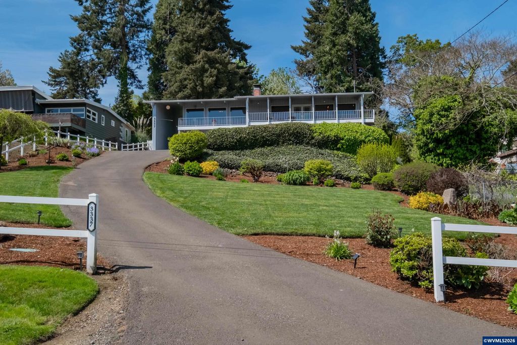 3337 13th St SE, Salem, OR 97302