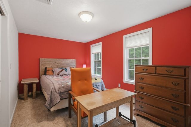 115 Hunter Road, Uxbridge, MA 01569