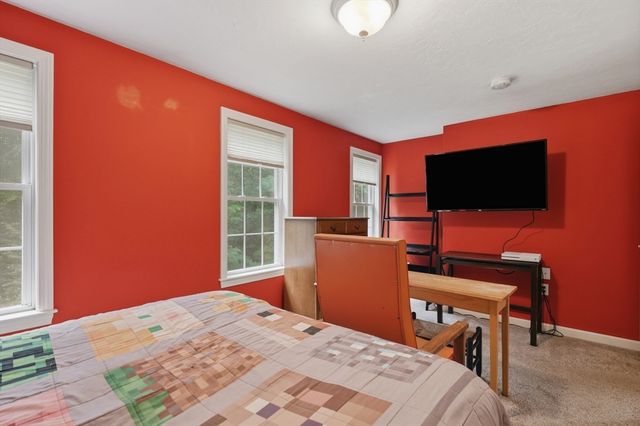 115 Hunter Road, Uxbridge, MA 01569