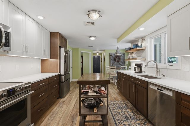 115 Hunter Road, Uxbridge, MA 01569