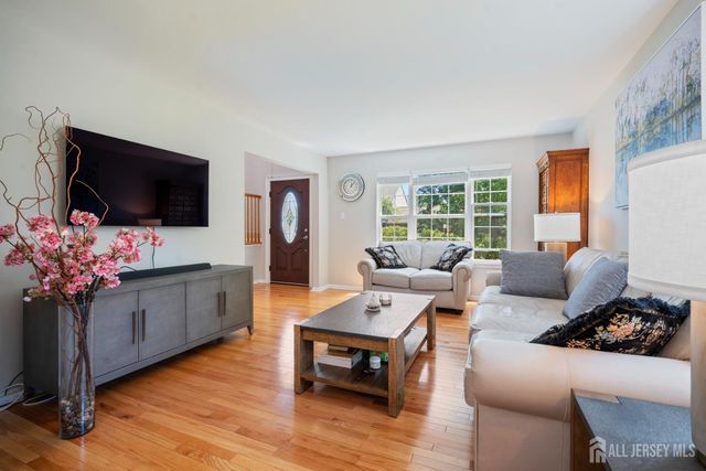 59 Amberfield Road, Robbinsville, NJ 08691