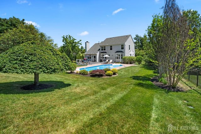 59 Amberfield Road, Robbinsville, NJ 08691