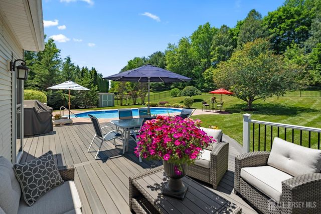 59 Amberfield Road, Robbinsville, NJ 08691
