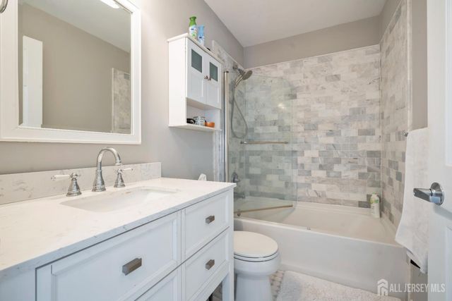 59 Amberfield Road, Robbinsville, NJ 08691