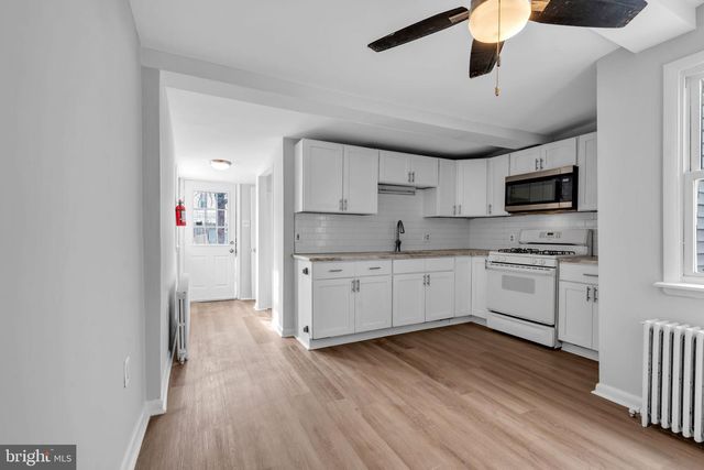 414 MIDDLESEX ST, Gloucester City, NJ 08030