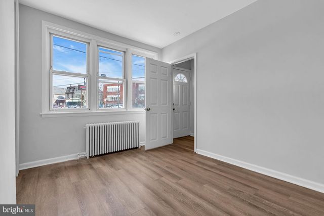 414 MIDDLESEX ST, Gloucester City, NJ 08030