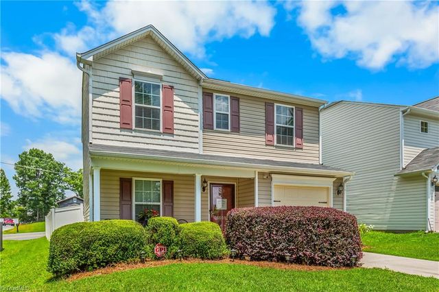5009 Hogan Point Court, Winston-salem, NC 27127