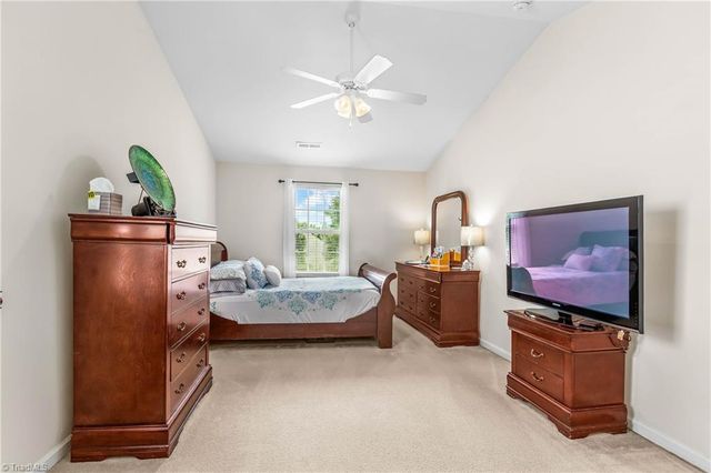 5009 Hogan Point Court, Winston-salem, NC 27127