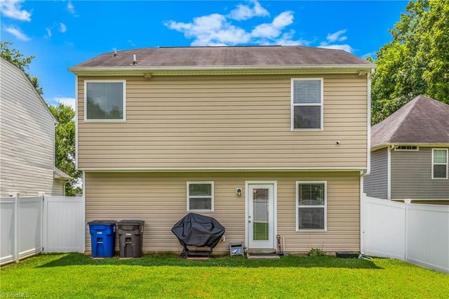 5009 Hogan Point Court, Winston-salem, NC 27127