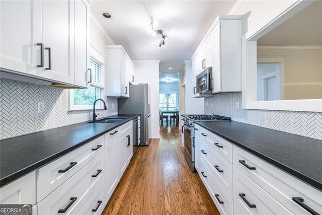 445 Loomis Avenue SE, Atlanta, GA 30312