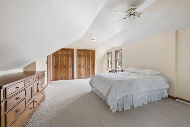4417 Yender Avenue, Lisle, IL 60532