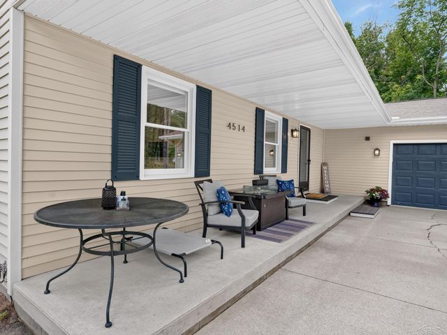 4514 W Salisbury Drive, Butman Twp, MI 48624