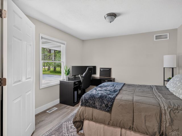 4514 W Salisbury Drive, Butman Twp, MI 48624