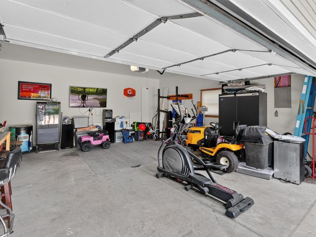 4514 W Salisbury Drive, Butman Twp, MI 48624