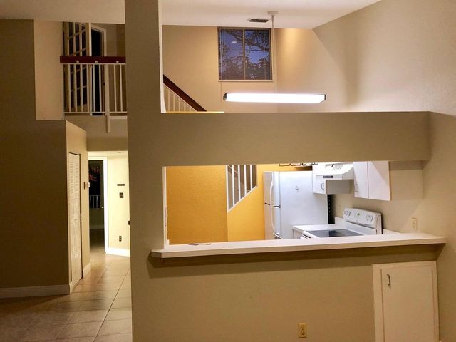 910 Coral Club Drive, Coral Springs, FL 33071