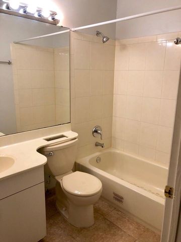 910 Coral Club Drive, Coral Springs, FL 33071