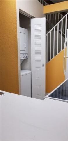 910 Coral Club Drive, Coral Springs, FL 33071