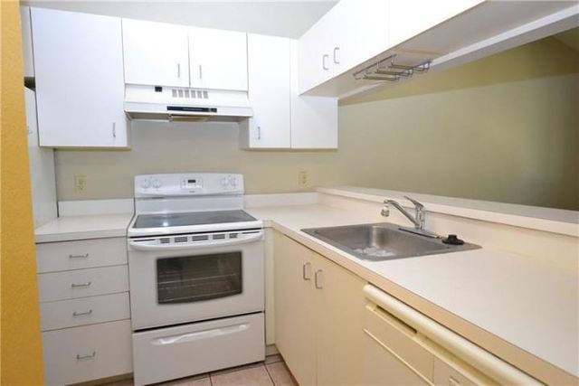 910 Coral Club Drive, Coral Springs, FL 33071