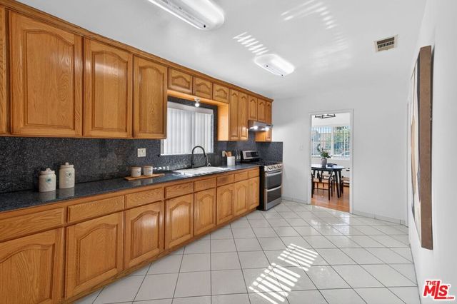 5412 W 124th Street, Hawthorne, CA 90250
