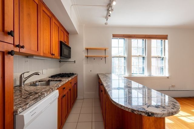 988 Memorial Dr 486, Cambridge, MA 02138