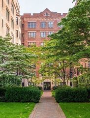 988 Memorial Dr 486, Cambridge, MA 02138