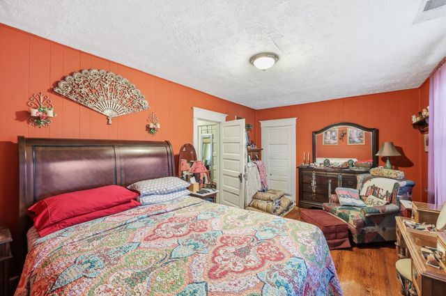 523 W High Street, Mt Sterling, KY 40353