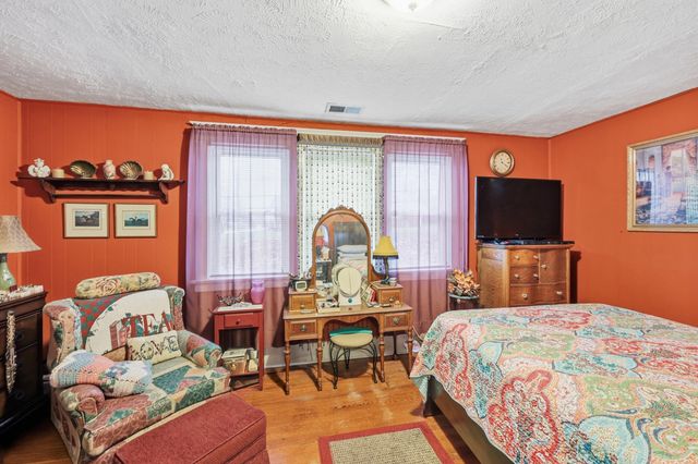 523 W High Street, Mt Sterling, KY 40353