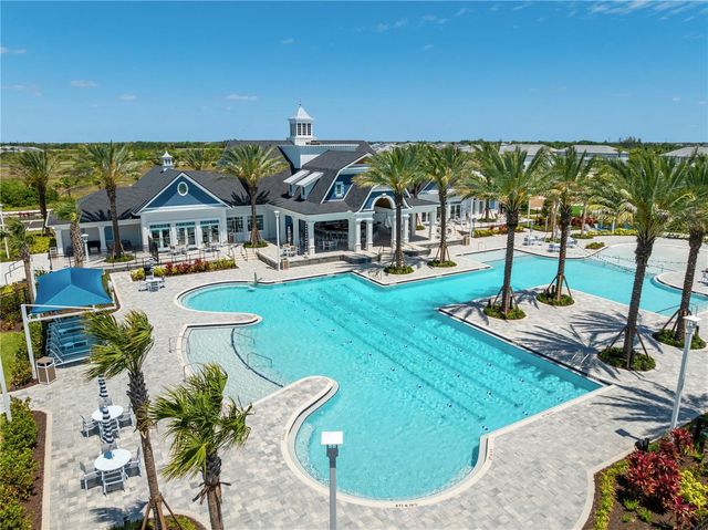 12807 JADE EMPRESS LOOP 201, Venice, FL 34293